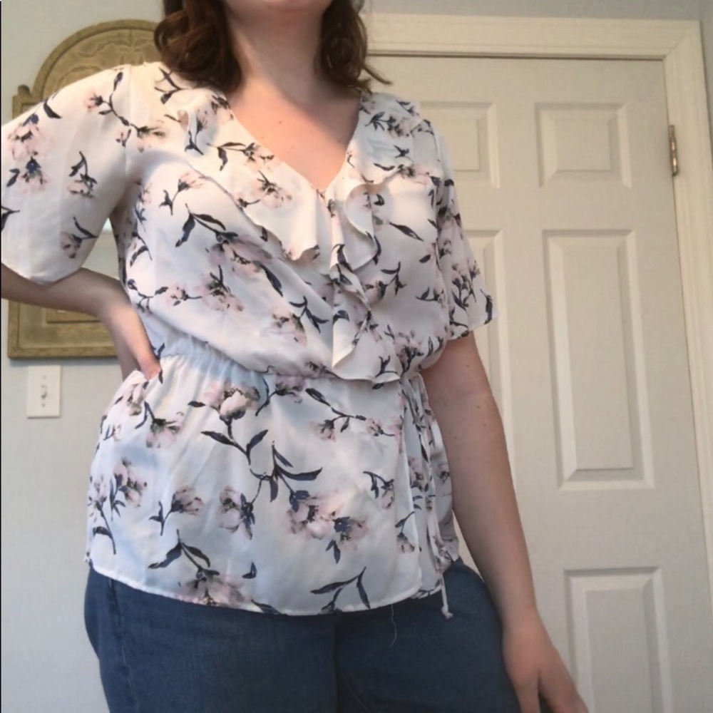 Sienna Sky // White Floral Blouse